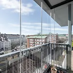 Luxurious 2br Penthouse With Private Balcony * Tampere