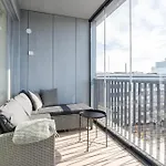 Luxurious 2br Penthouse With Private Balcony Daire