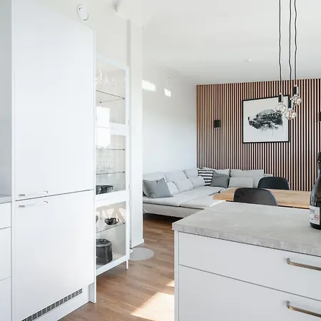 아파트 Luxurious 2br Penthouse With Private Balcony 탐페레