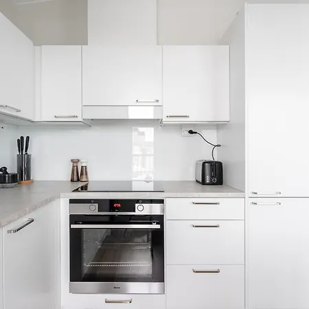 Luxurious 2br Penthouse With Private Balcony * Τάμπερε