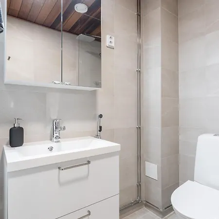 아파트 Luxurious 2br Penthouse With Private Balcony 탐페레