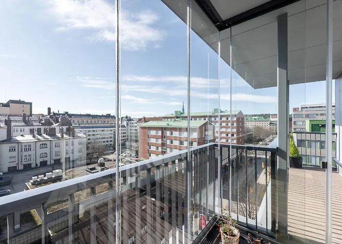 Luxurious 2br Penthouse With Private Balcony * Tampere